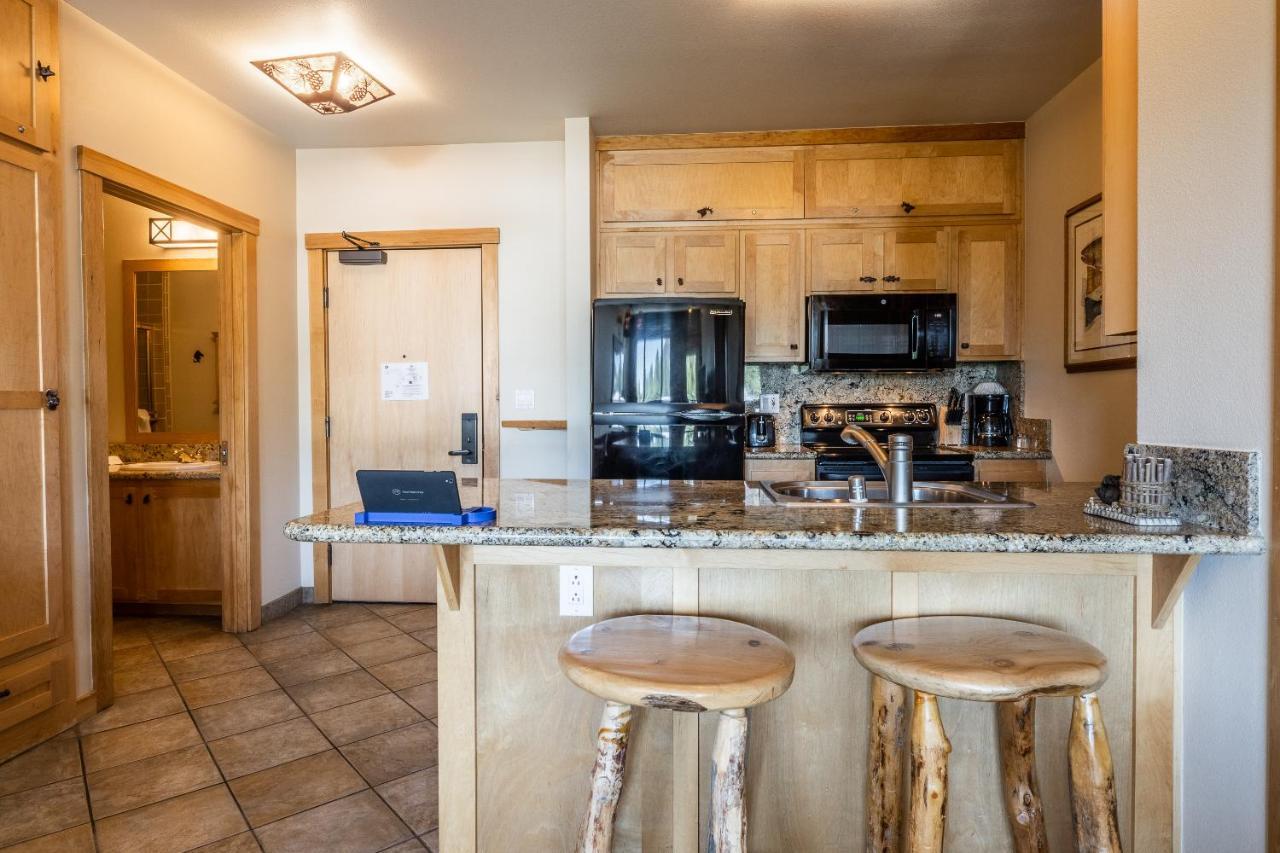 Juniper Springs Lodge #413 - Luxury Ski In Ski Out! 2 Bedroom 马姆莫斯湖 外观 照片